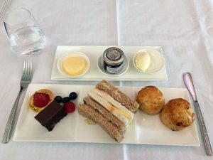 Café da manhã no A380-300 primeira Classe Qatar Airways