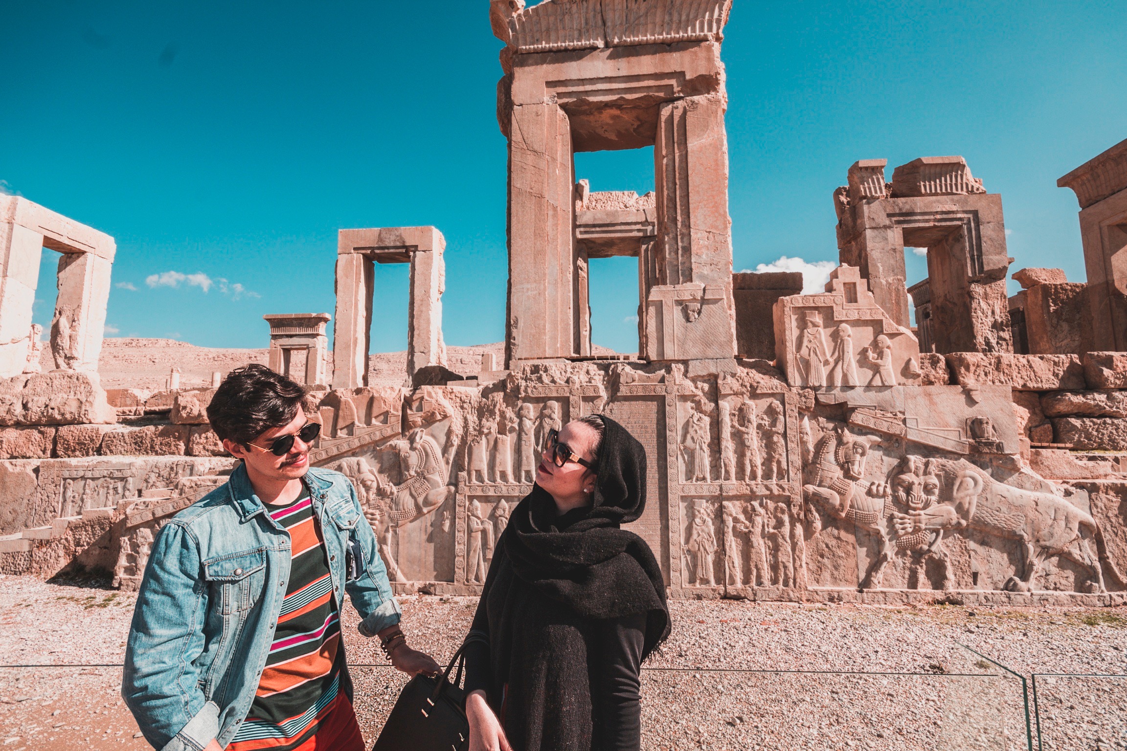 Nas ruínas de Persépolis