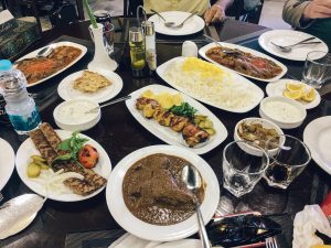 o-que-comer-no-ira-delicias-iranianas