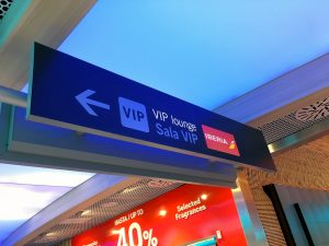 Sala VIP Iberia no aeroporto de Madri - Premium Lounge Velazquez